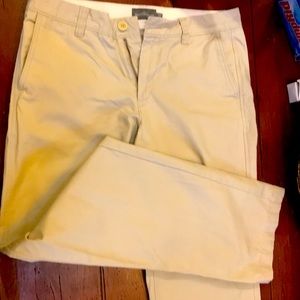 Men’s 34x34 LL Bean Signature khaki pants